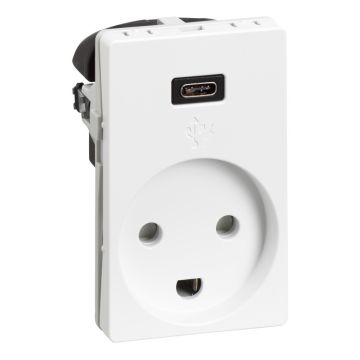Fuga stikkontakt med USB type C strømforsyning